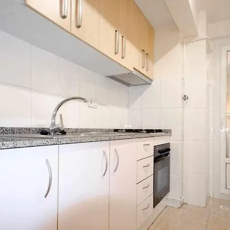 Apartamento Acogedor En アパート ジローナ